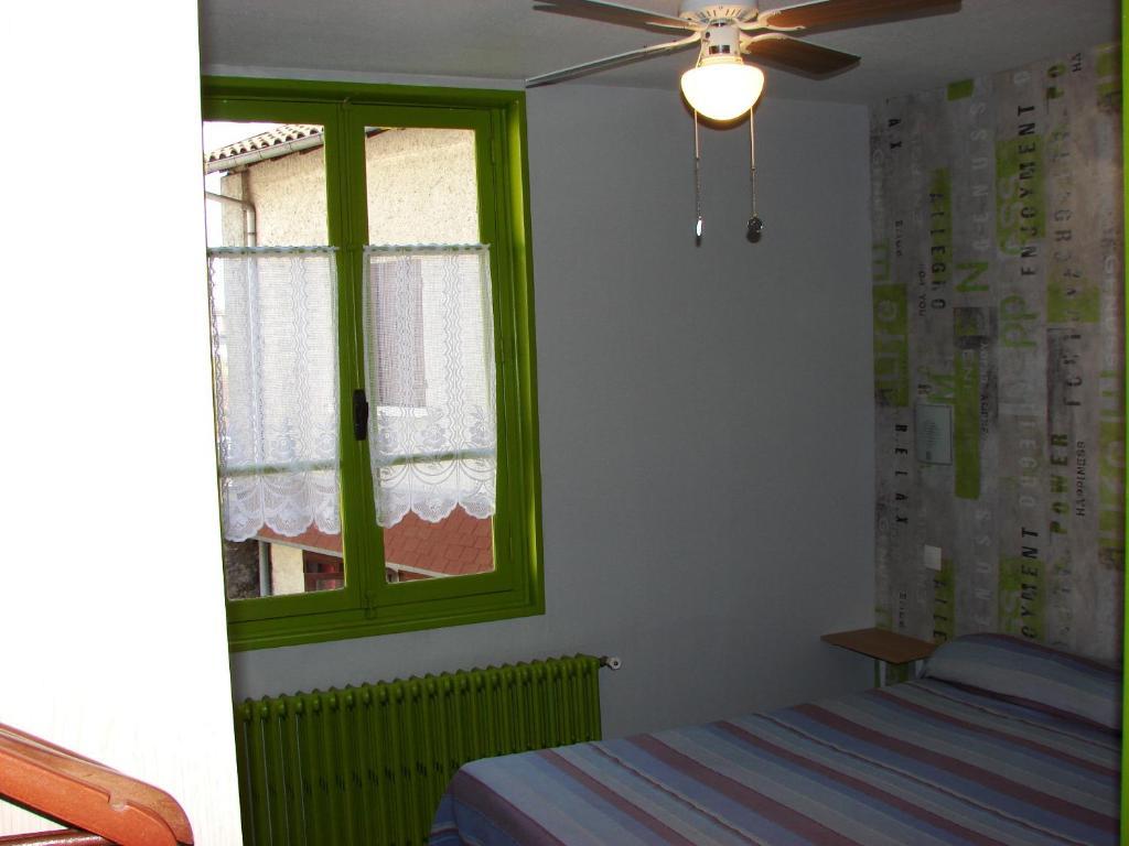 Hotel De Lyon Limoges Bilik gambar